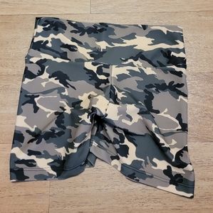 XS/S Green Camo Shorts